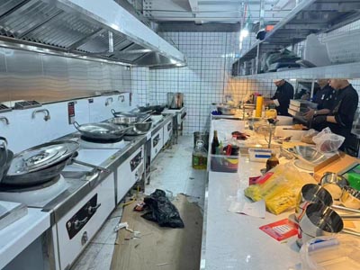 商用厨房设备保养的主要方法和注意事项