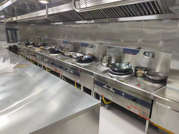 大型厨房设备施工现场展示